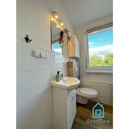 Batory - Peaceful Retreat, 10 Minutes To Old Town & Seaside